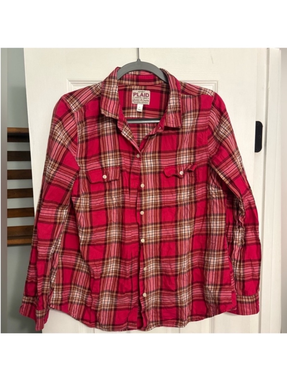 Old Navy Red Plaid Button-Down Shirt Size Large